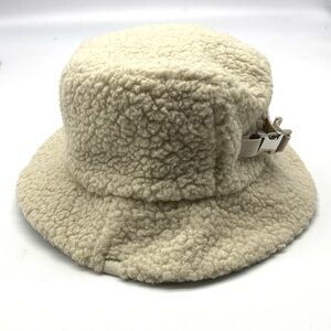 LULULEMON Cream Sherpa Fur Bucket Hat Ladies M/L